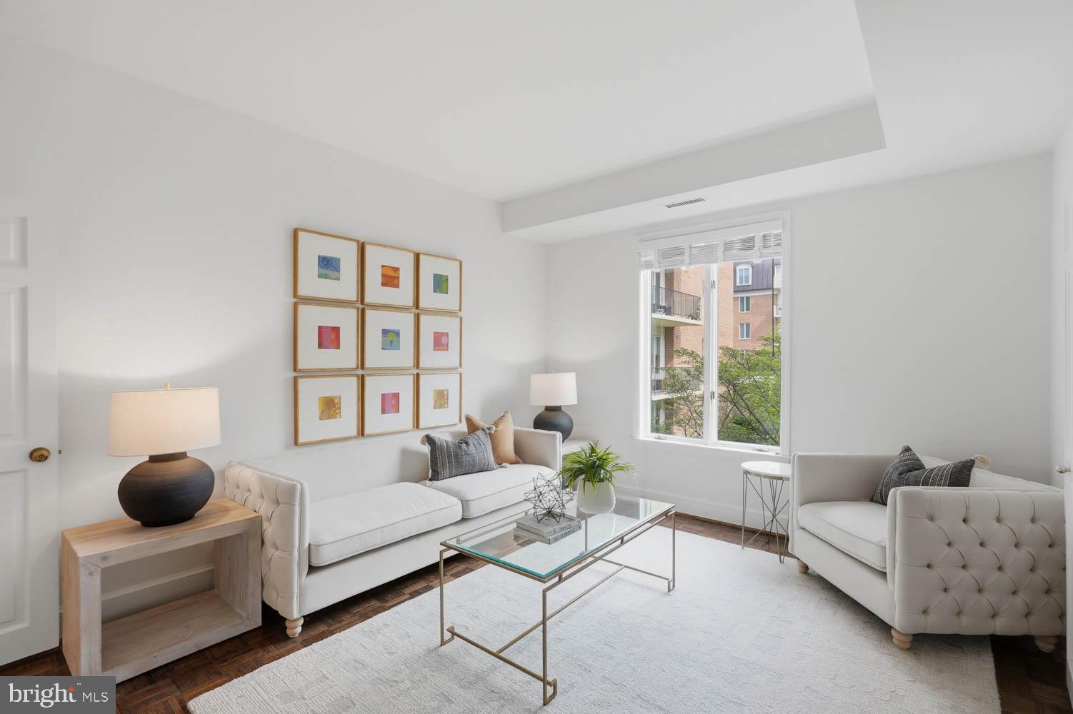 CHEVY CHASE - Residential