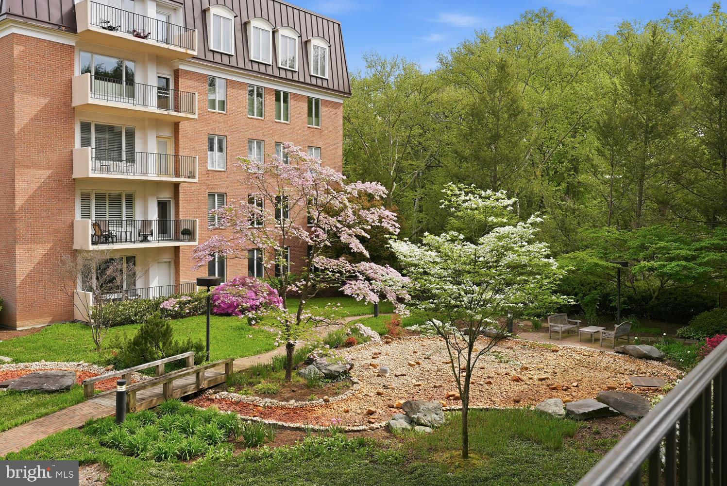 CHEVY CHASE - Residential