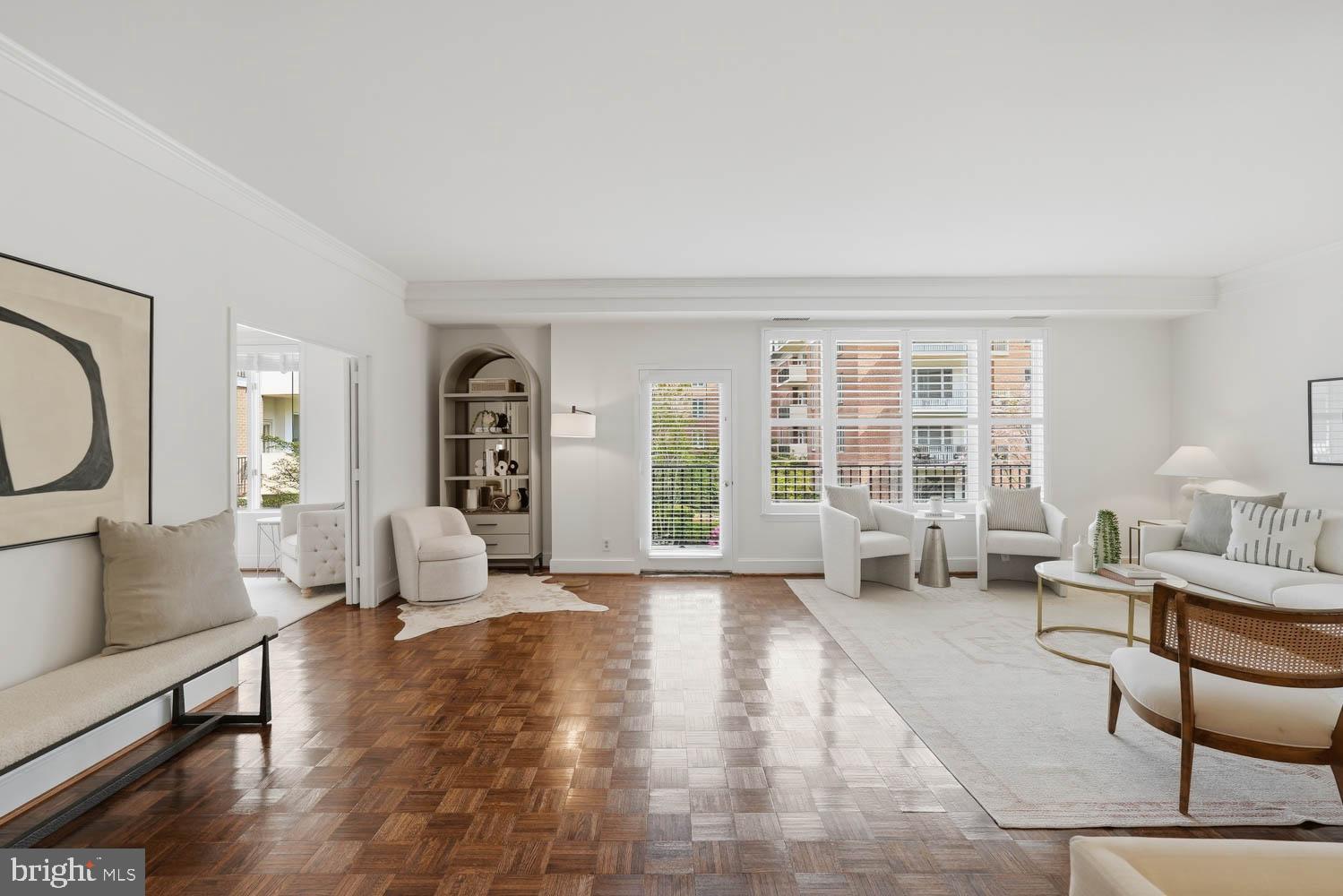 CHEVY CHASE - Residential