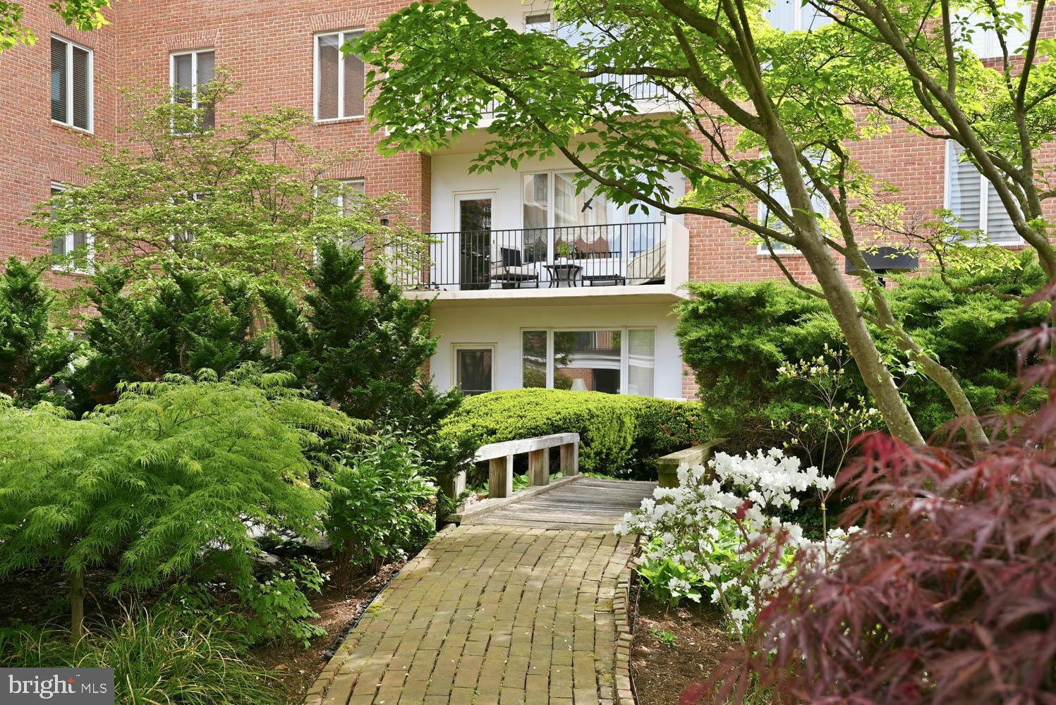 CHEVY CHASE - Residential