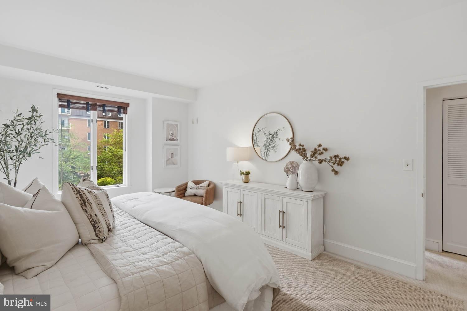 CHEVY CHASE - Residential