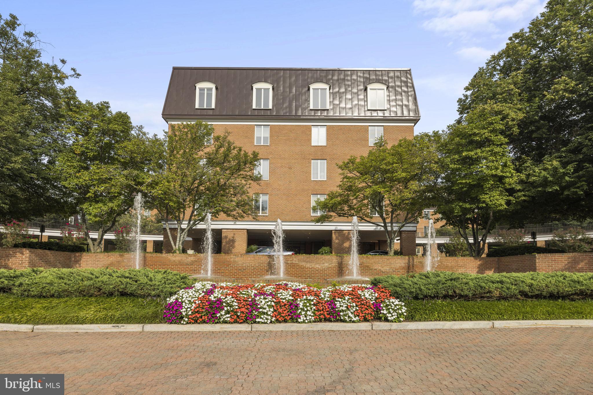 CHEVY CHASE - Residential