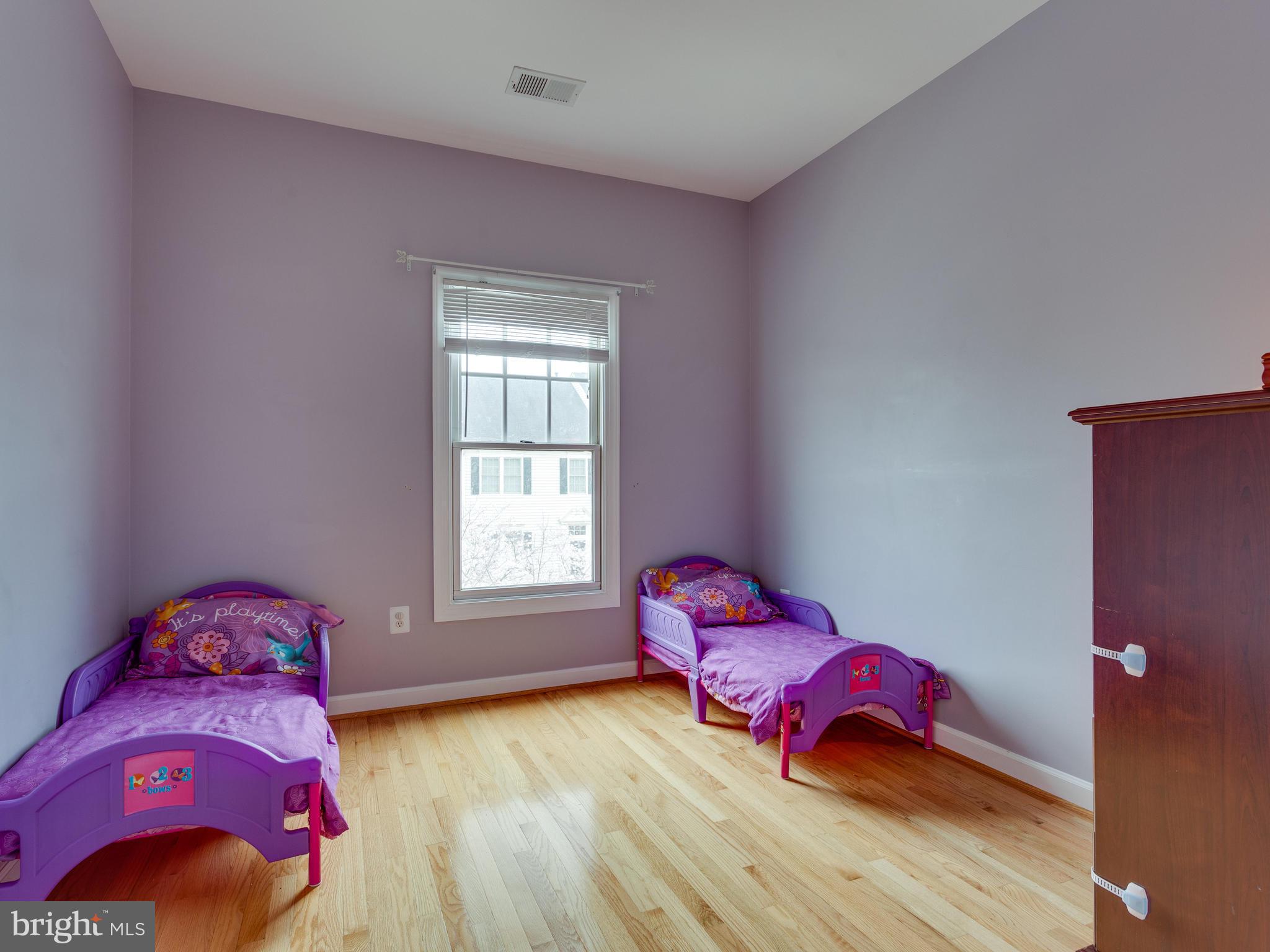 JAPONICA - Residential