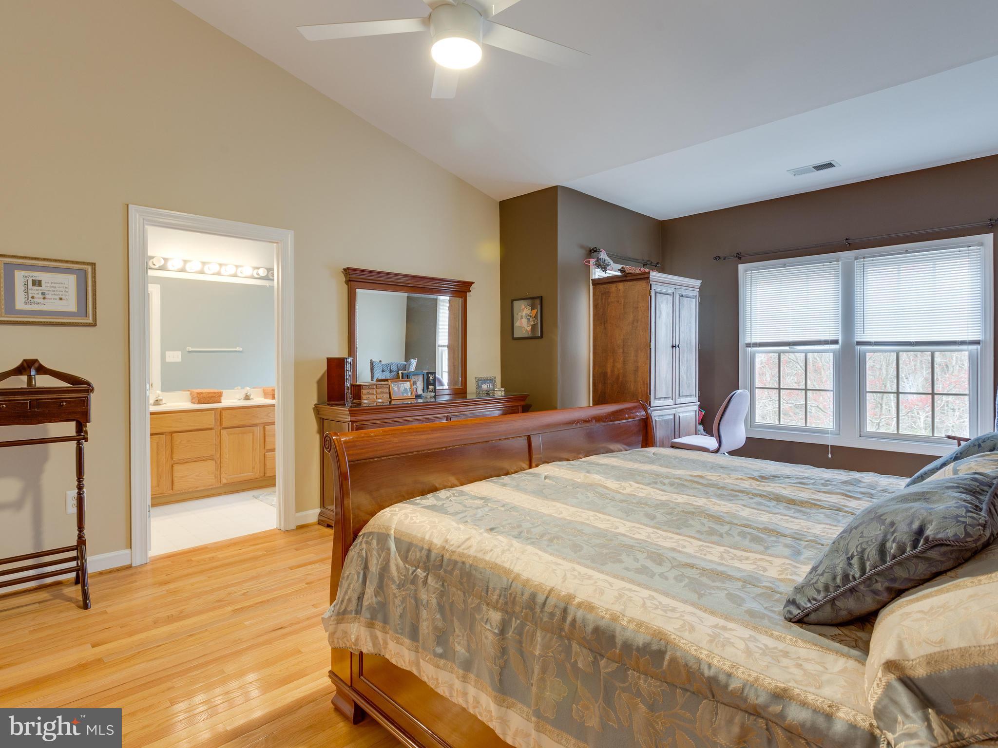 JAPONICA - Residential