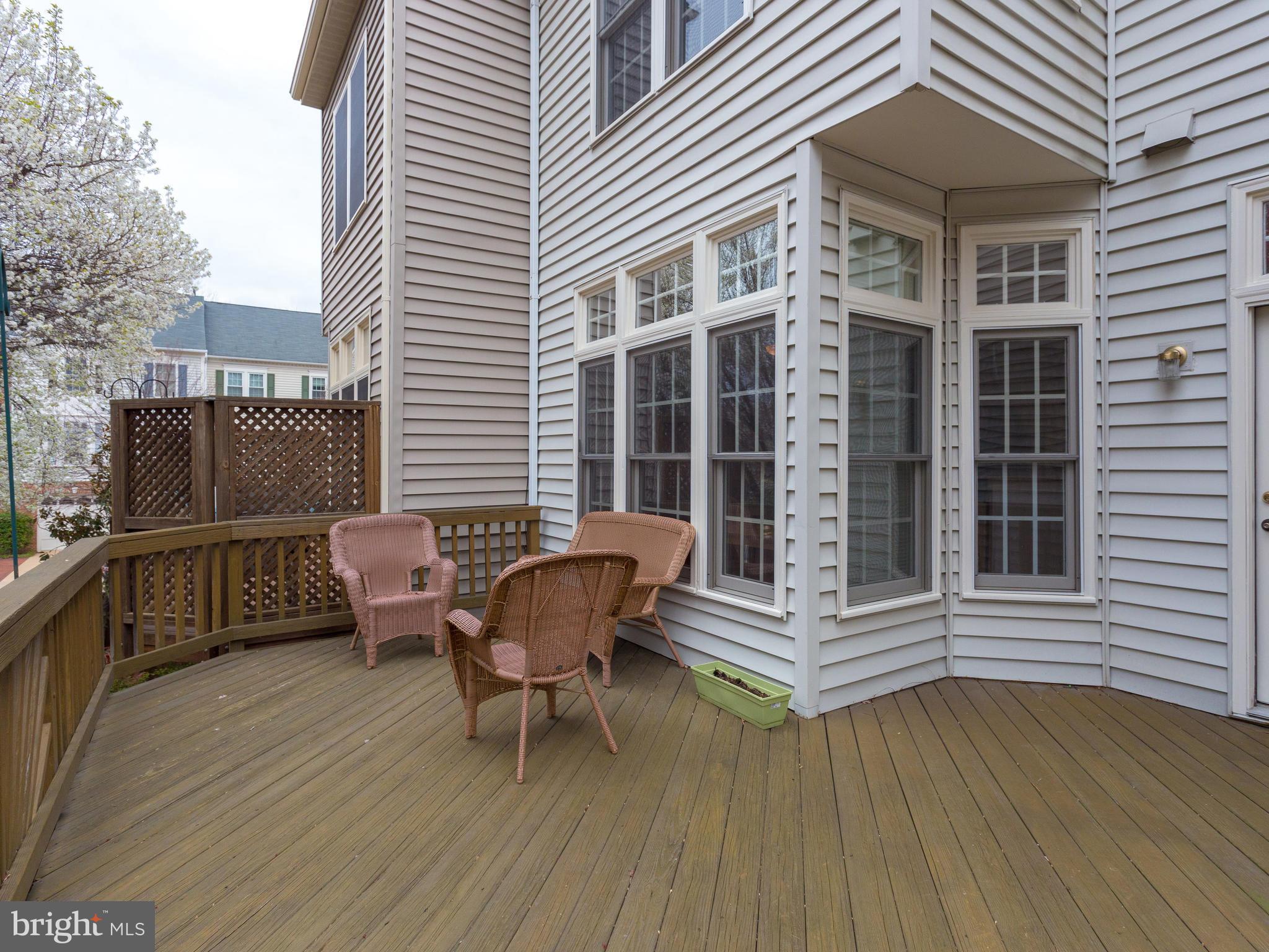 JAPONICA - Residential