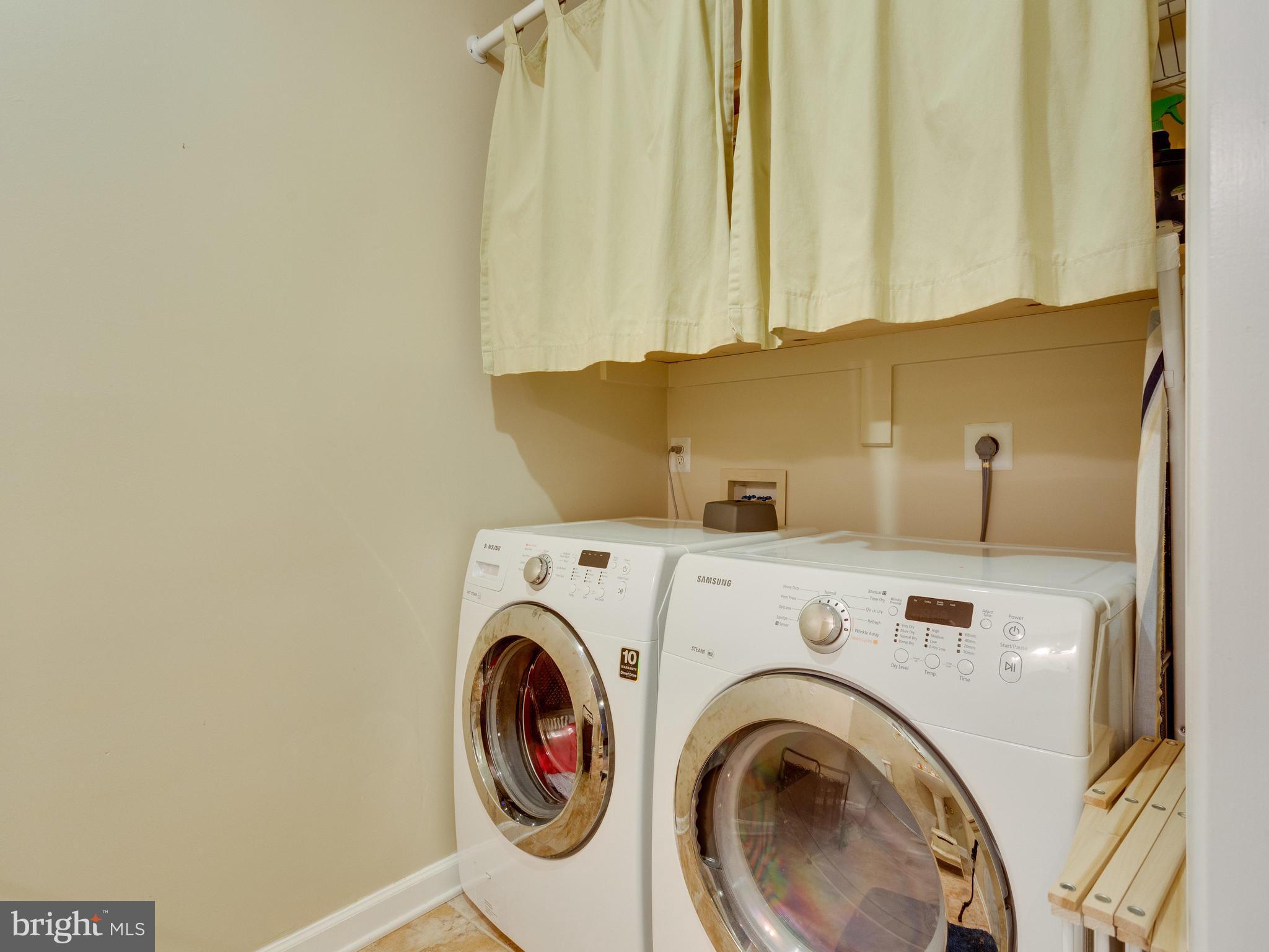 JAPONICA - Residential