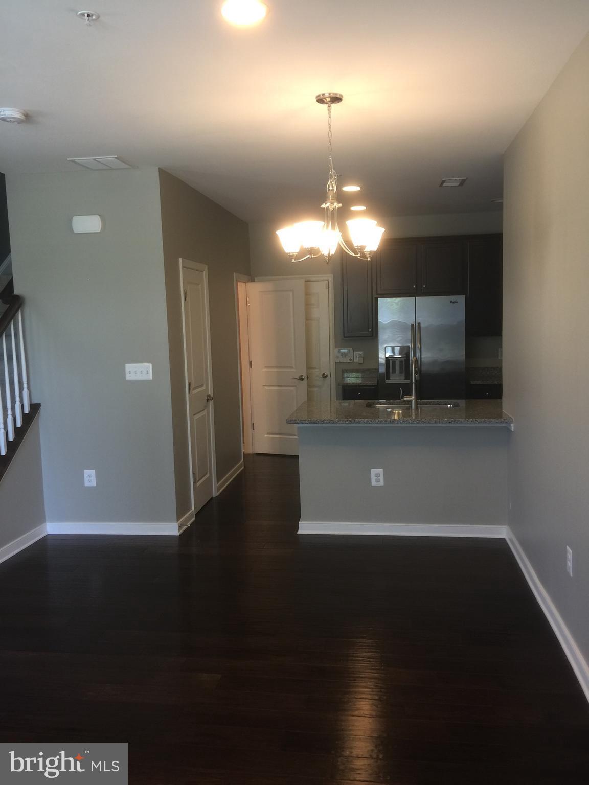 44097 VAIRA TERRACE 44097