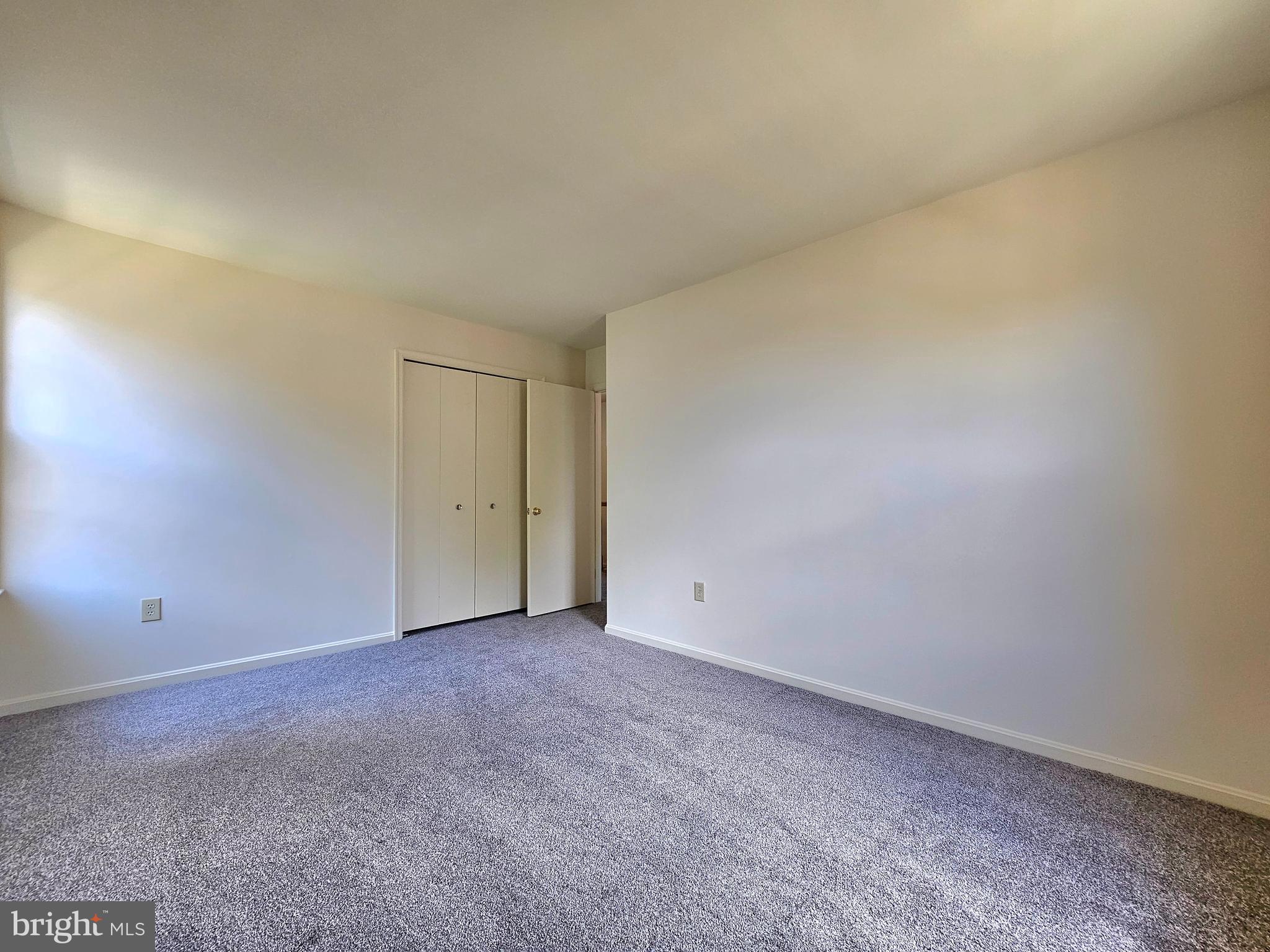 KING PARK WEST - Residential Lease