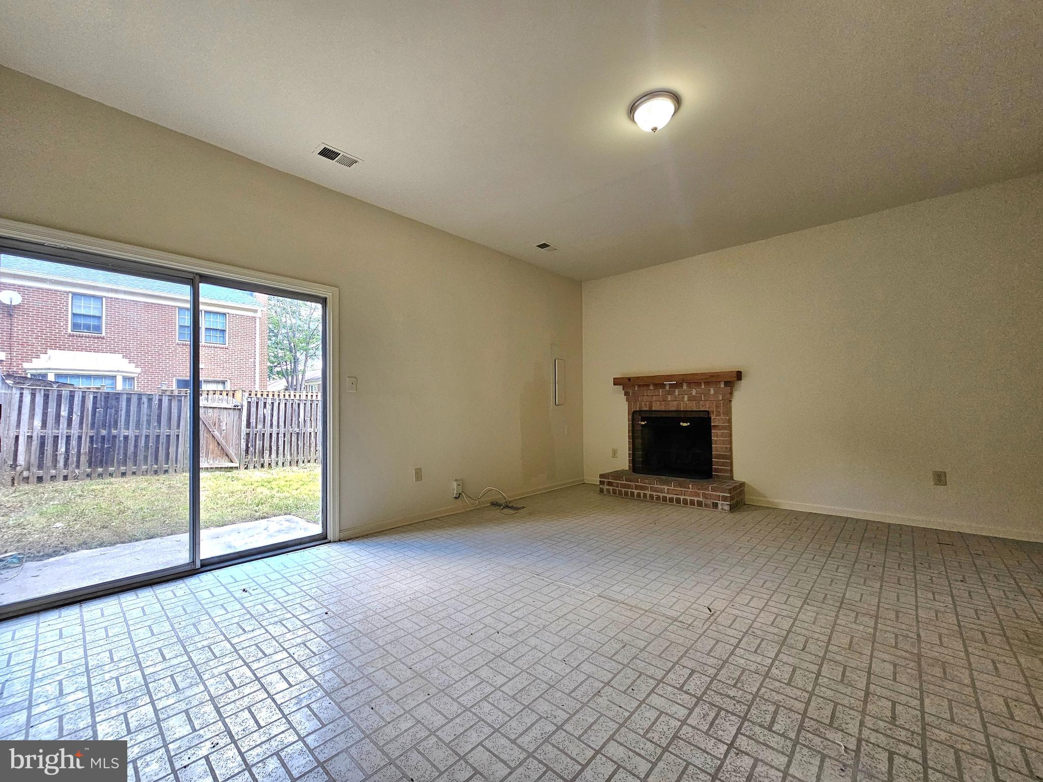 KING PARK WEST - Residential Lease