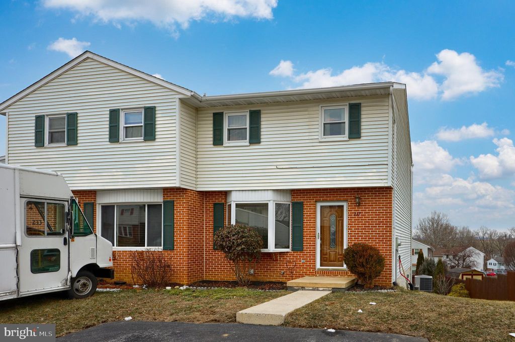 Photo of 237 Riverview Drive, EPHRATA, PA 17522 (MLS # PALA2064312)