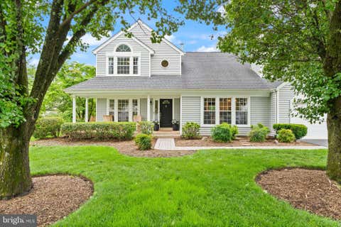 Homes For Sale - 4517 Waverly Crossing Lane<br/> CHANTILLY, VA 20151