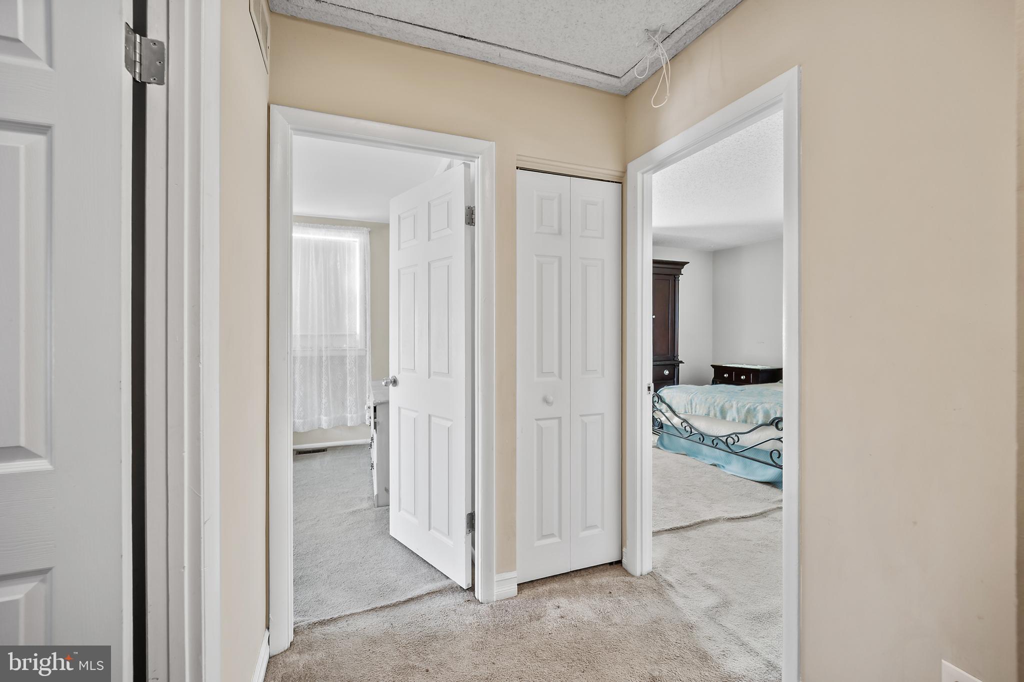 NESHAMINY VALLEY - Residential