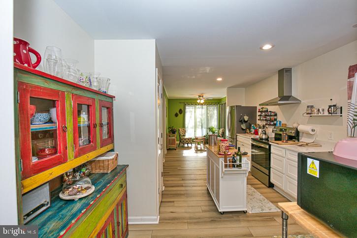 TALL TIMBER PARK - Residential