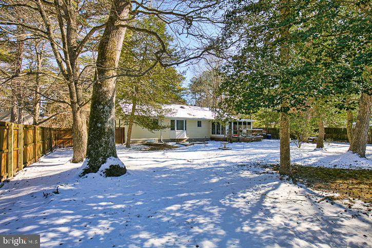 TALL TIMBER PARK - Residential