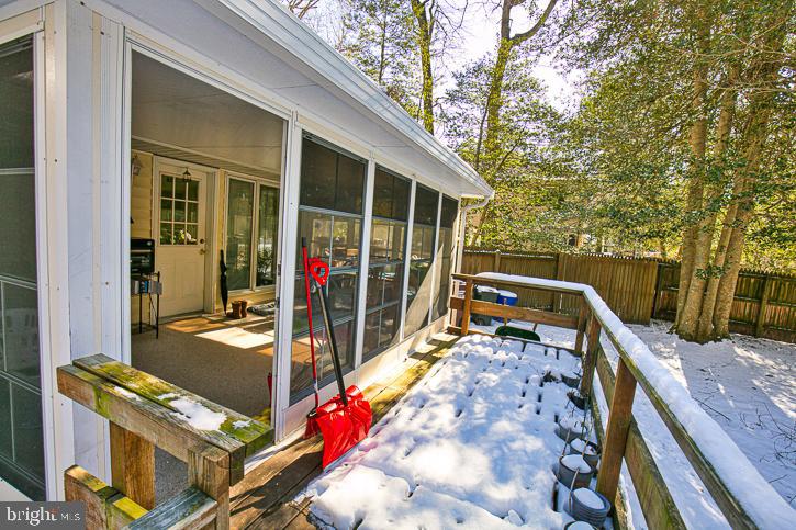 TALL TIMBER PARK - Residential