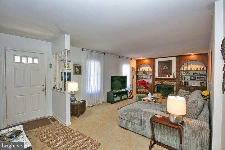 TALL TIMBER PARK - Residential