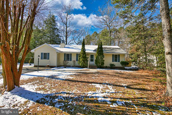 Charming Rancher in Fruitland – Spacious & Updated!
Discover this beautifully maintained 1,500+ sq. ft. rancher nestled on nearly a half-acre at the end of a quiet cul-de-sac in Fruitland! This inviting home boasts an updated kitchen and two full baths, a cozy wood-burning fireplace, and a fenced backyard perfect for entertaining or relaxing. The roof is just 6-7 years old, offering peace of mind, while the paved driveway adds convenience. Ideally located near hospitals, medical offices, shopping, dining, downtown Salisbury, and just a short drive to Ocean City—this home has it all! Don't miss your chance to own this gem in a prime location!