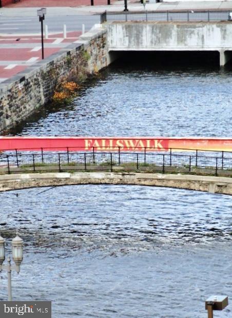 HARBOR EAST - Residential