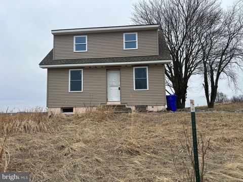 Photo of 11201 Bethesda Church Road, DAMASCUS, MD 20872 (MLS # MDMC2200730)