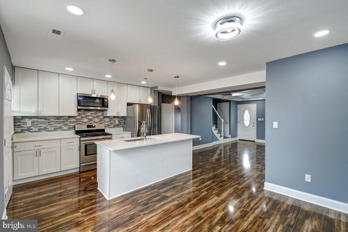 NORTHWOOD - Residential