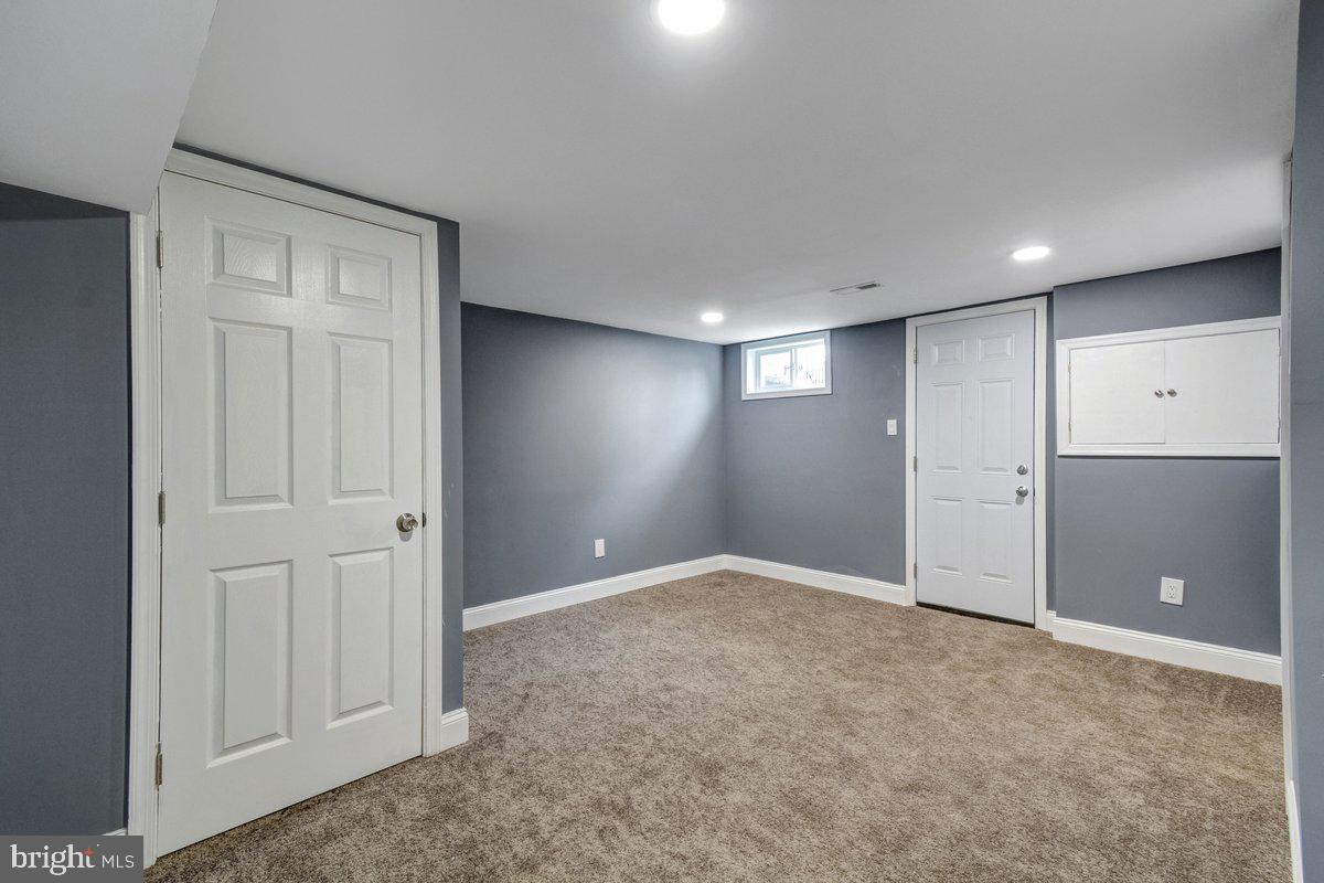 NORTHWOOD - Residential