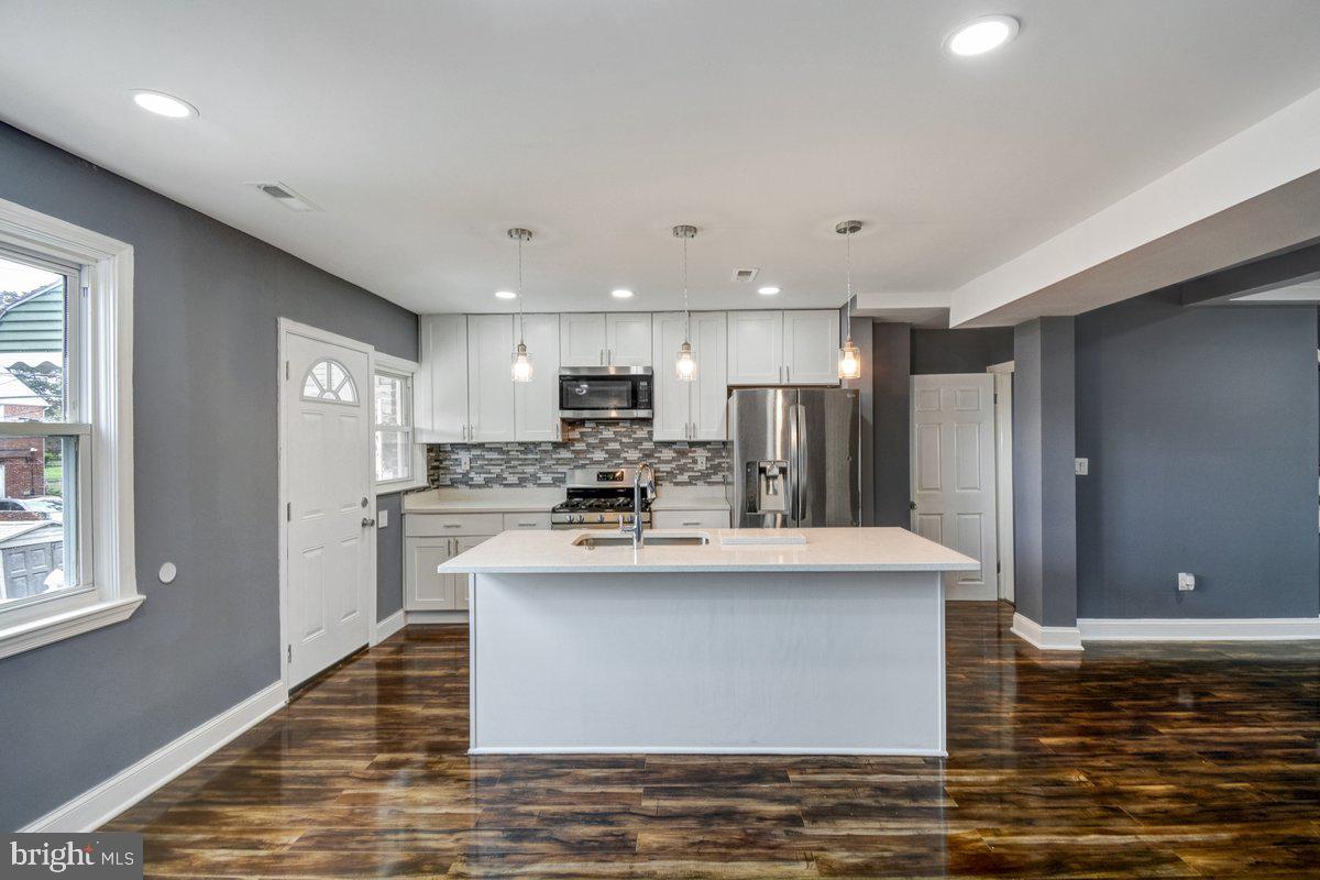 NORTHWOOD - Residential