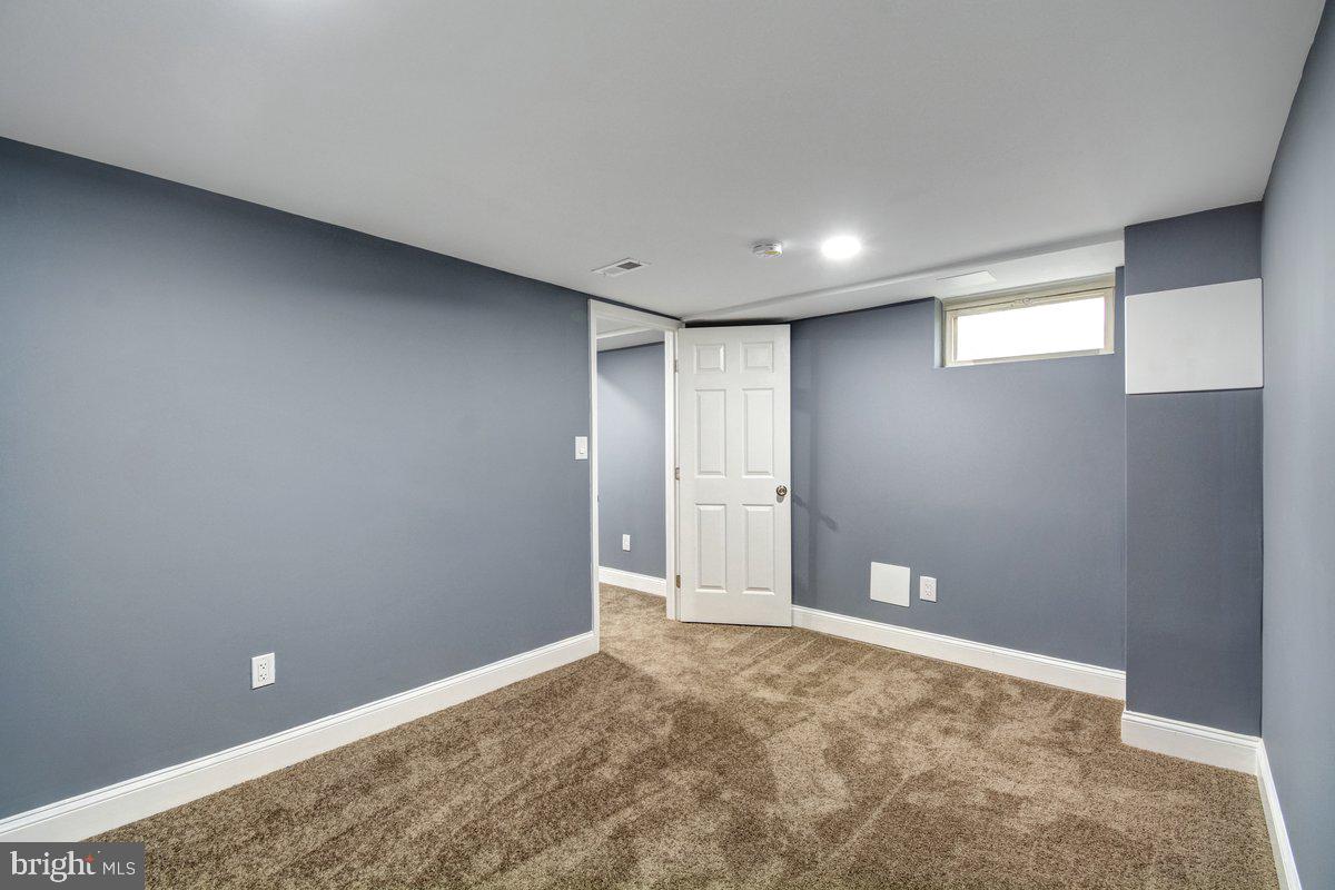 NORTHWOOD - Residential