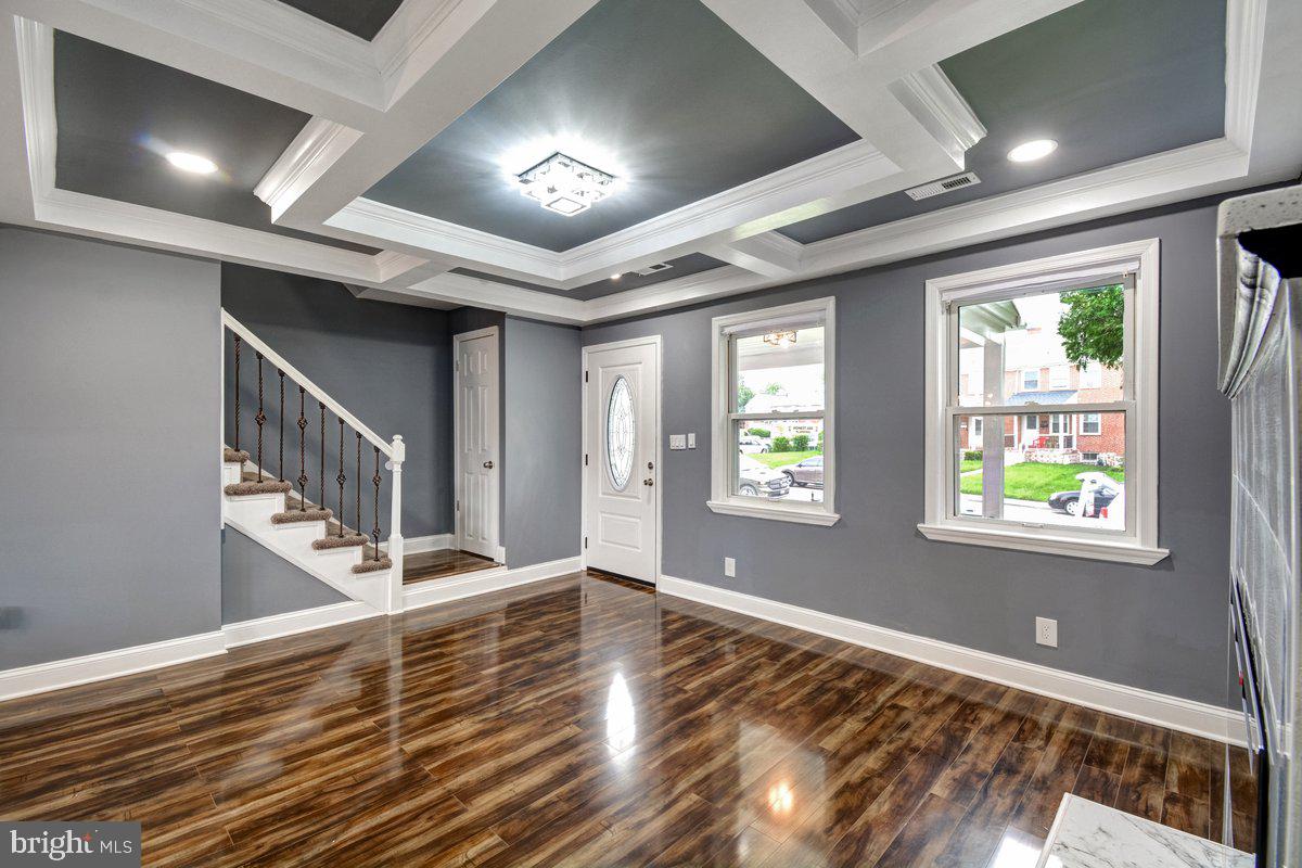 NORTHWOOD - Residential