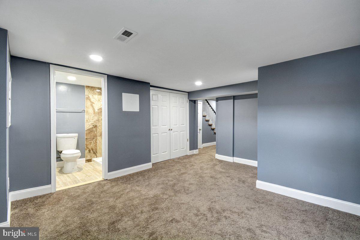 NORTHWOOD - Residential