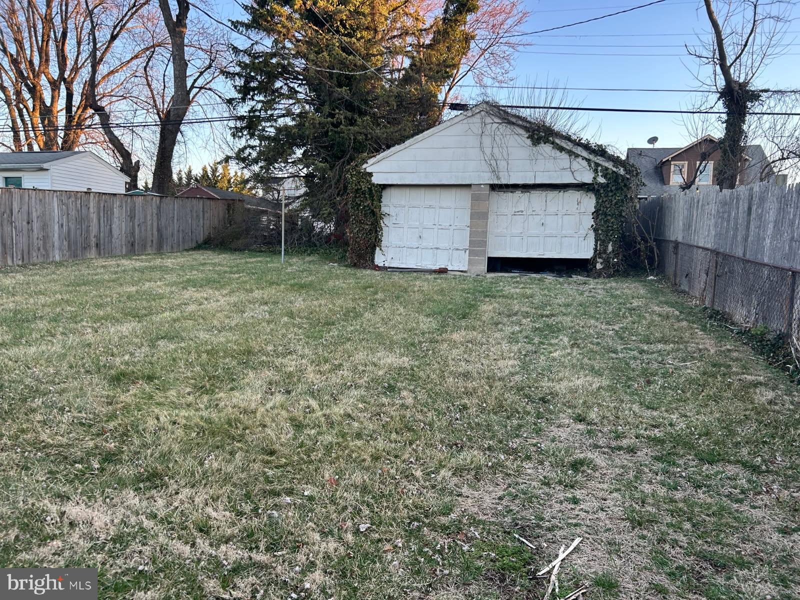 BROAD ACRES - Residential