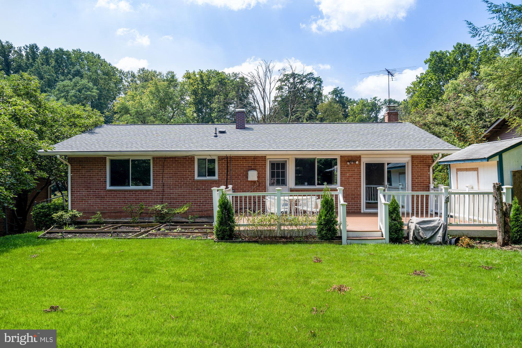 FRANKLIN KNOLLS - Residential Lease