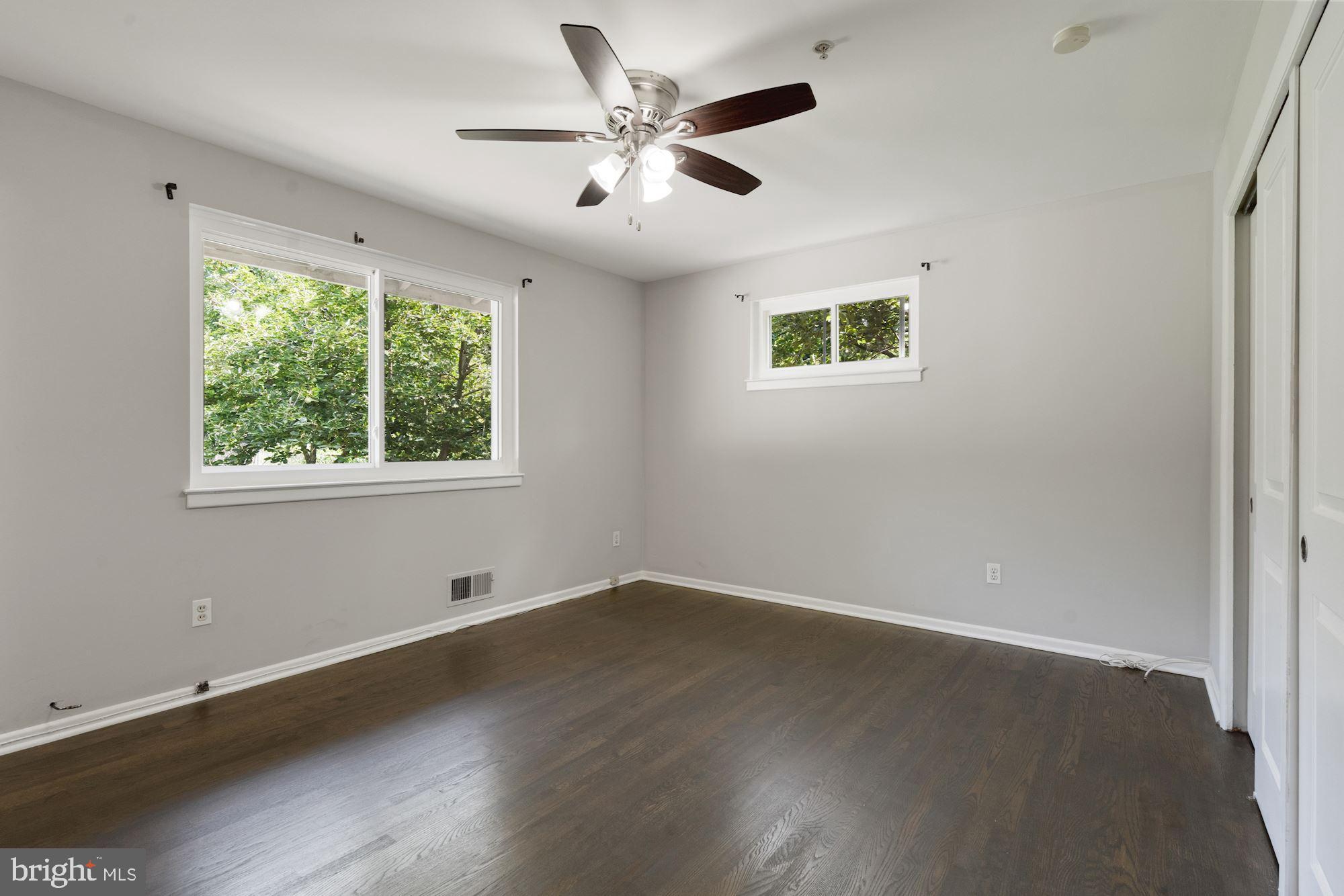 FRANKLIN KNOLLS - Residential Lease