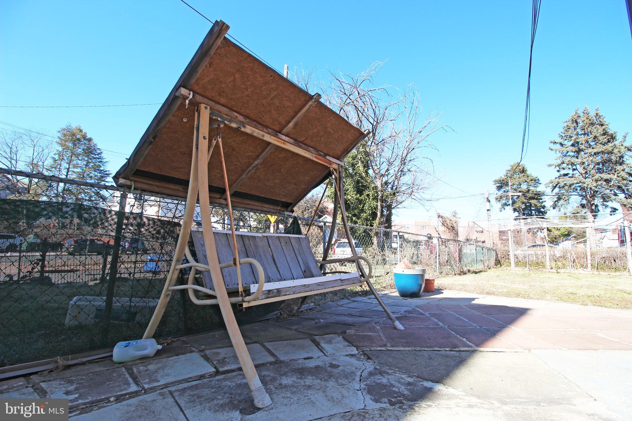 PHILADELPHIA (NORTH) - Residential