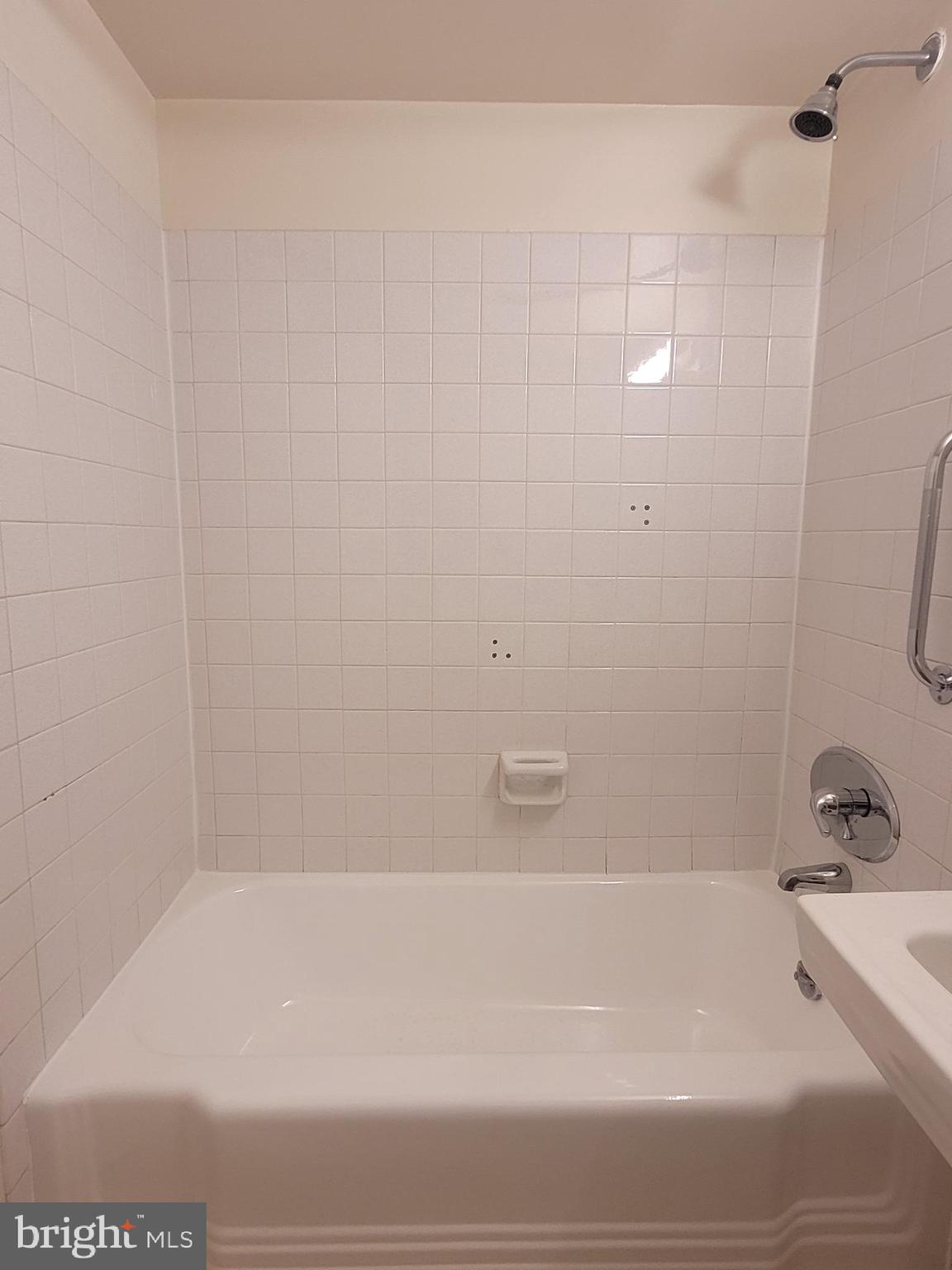 RITTENHOUSE SQUARE - Residential Lease