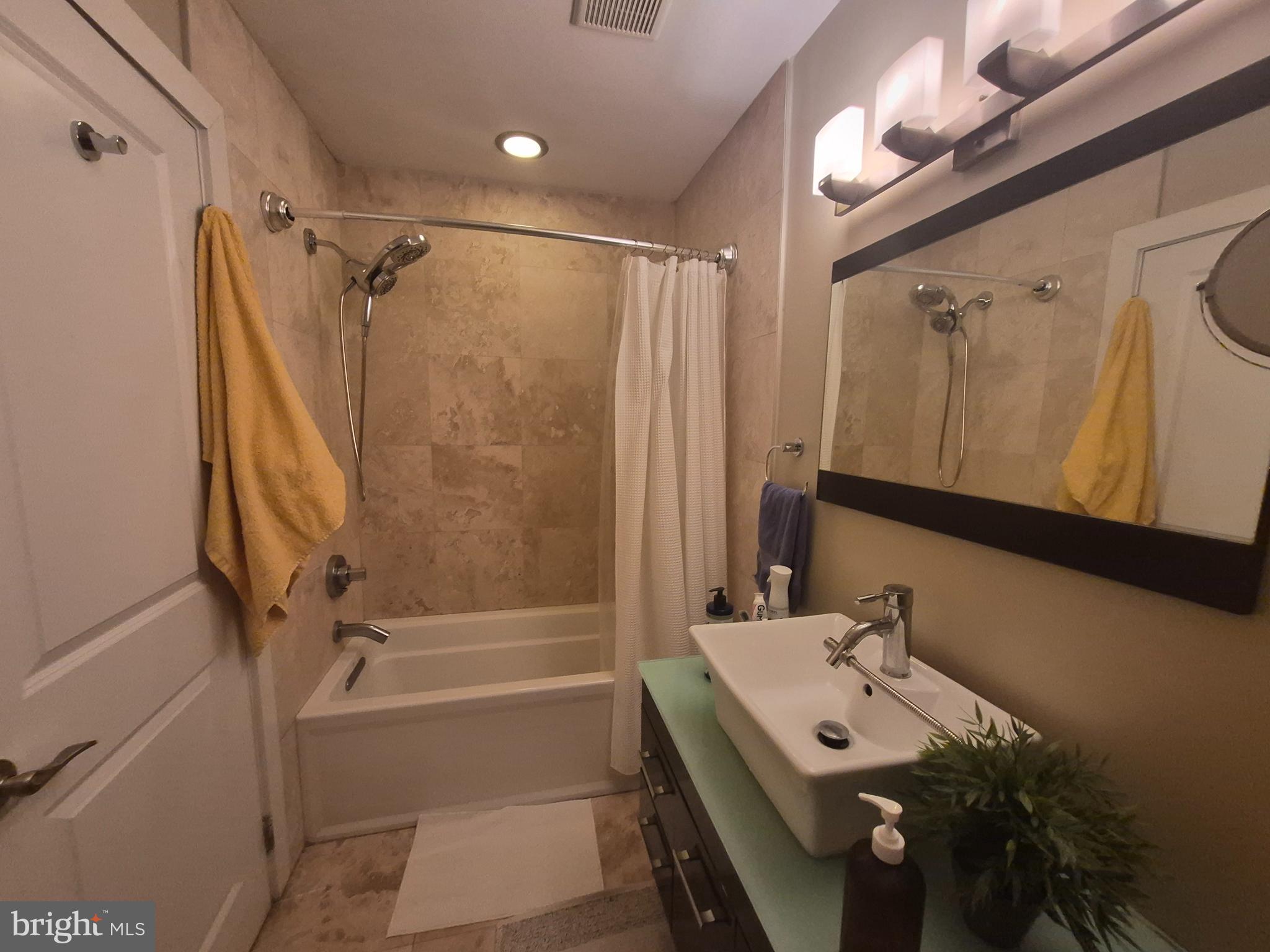 PHILADELPHIA (SOUTH) - Residential