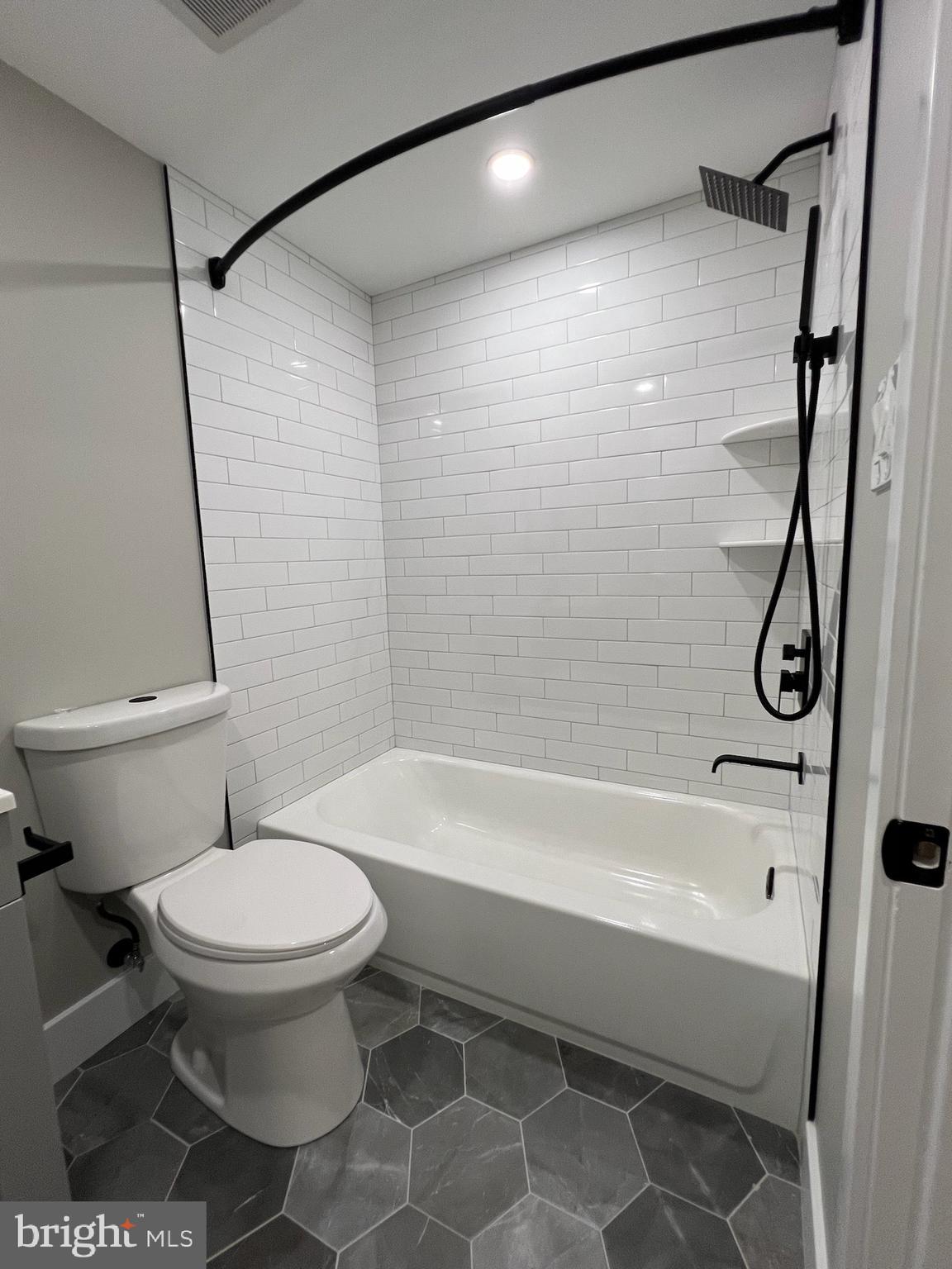 JUNIATA - Residential