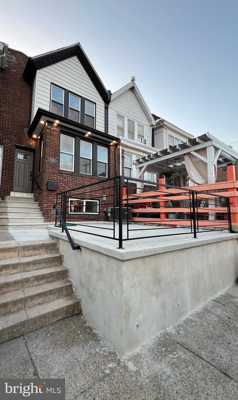 JUNIATA - Residential