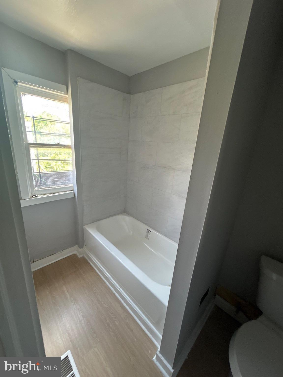 HARLEM PARK - Residential Income