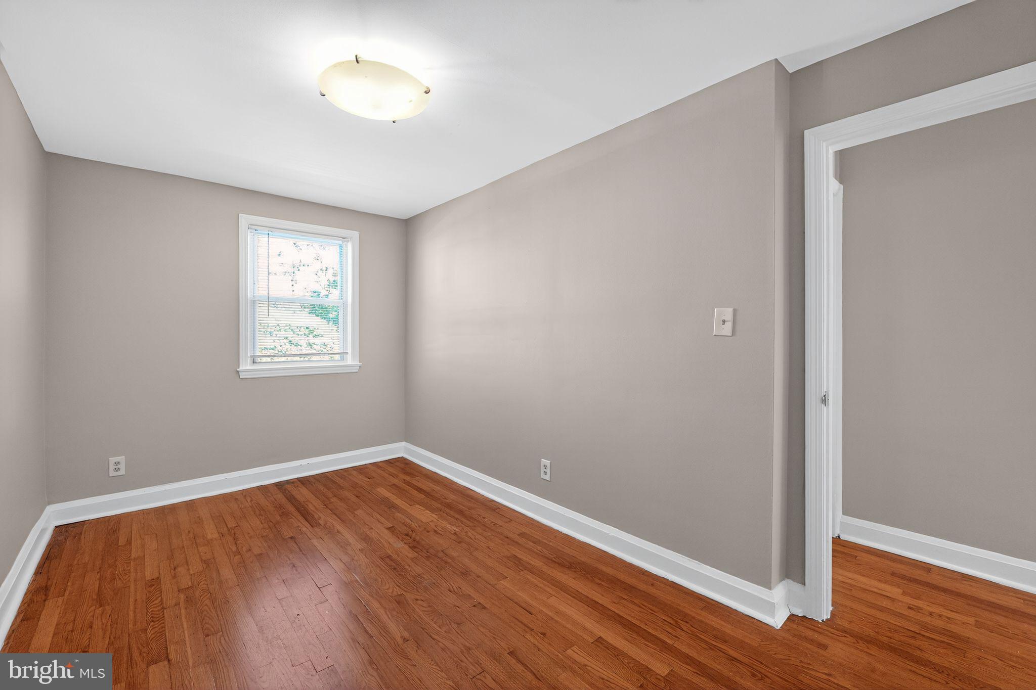 HAWTHORNE - Residential