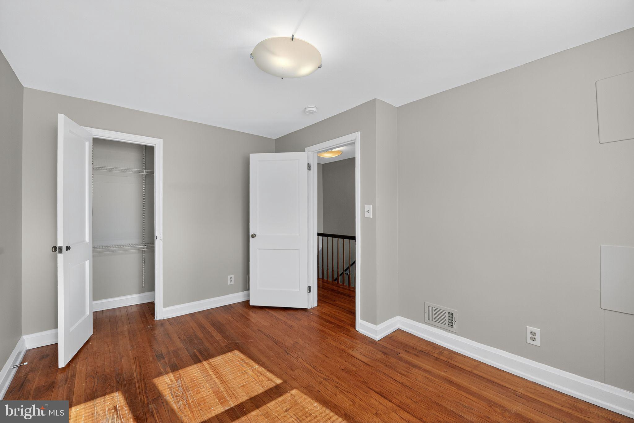 HAWTHORNE - Residential