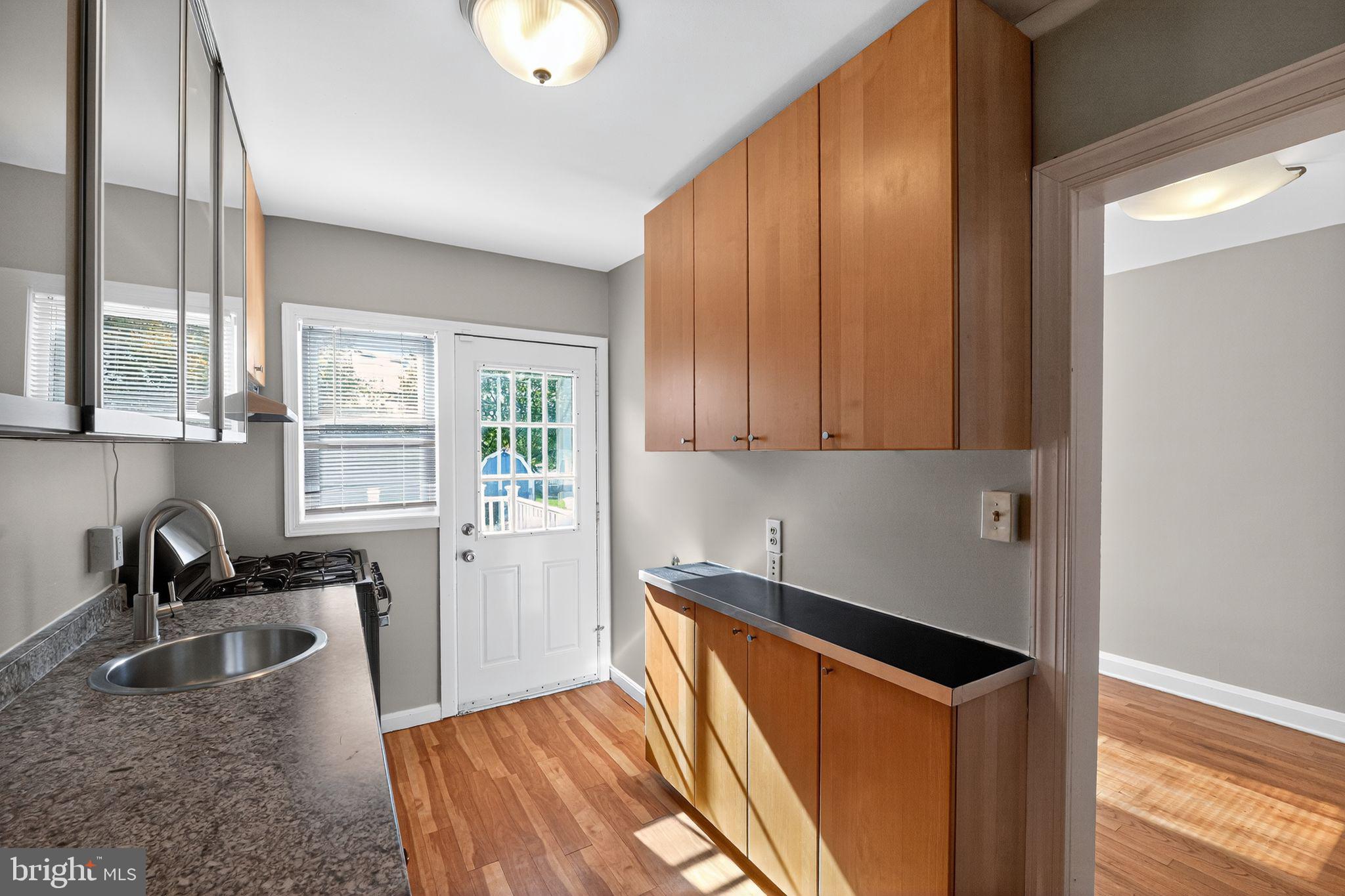 HAWTHORNE - Residential