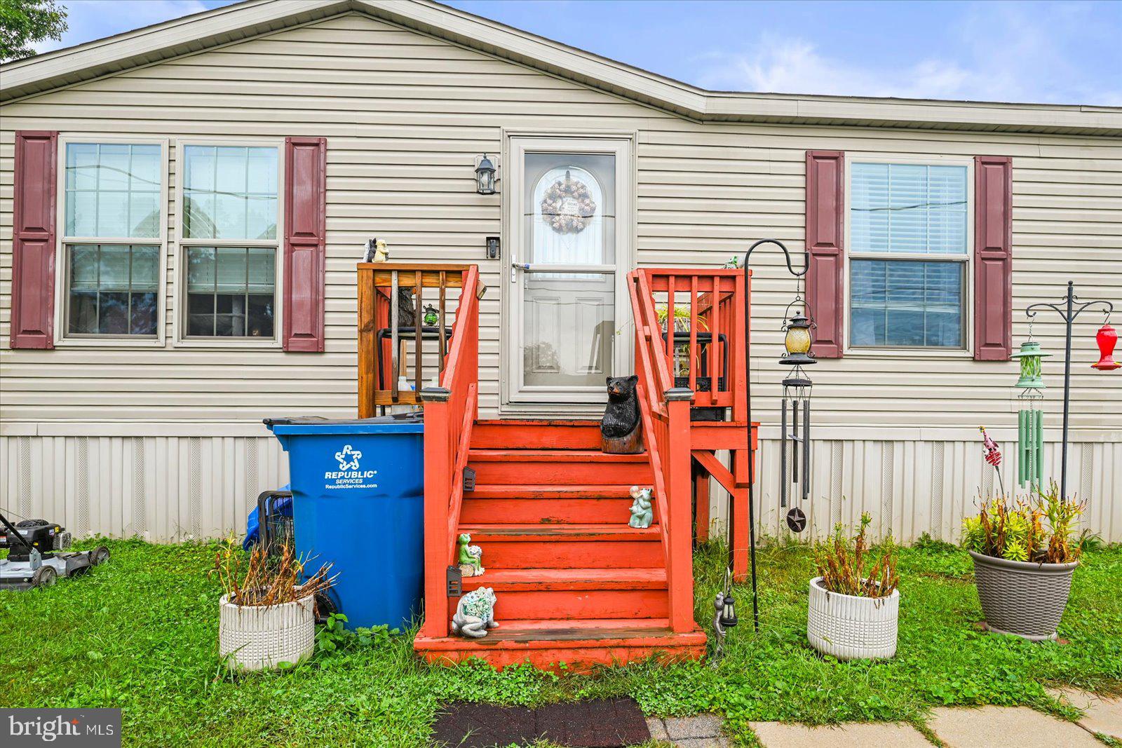 103 RUSTIQUE DRIVE