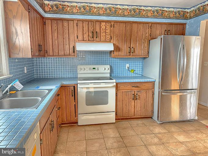 CREEK VIEW HEIGHTS - Residential