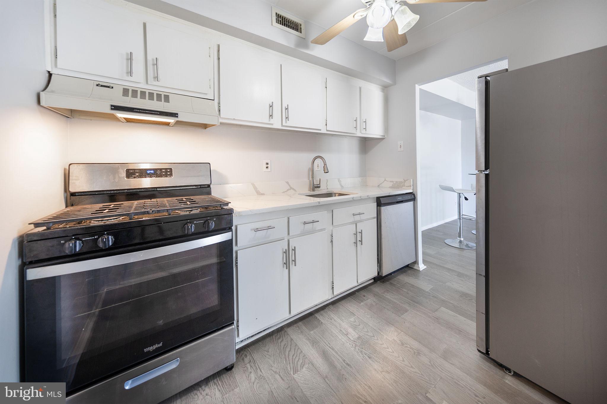 2600 INDIAN DRIVE 2B