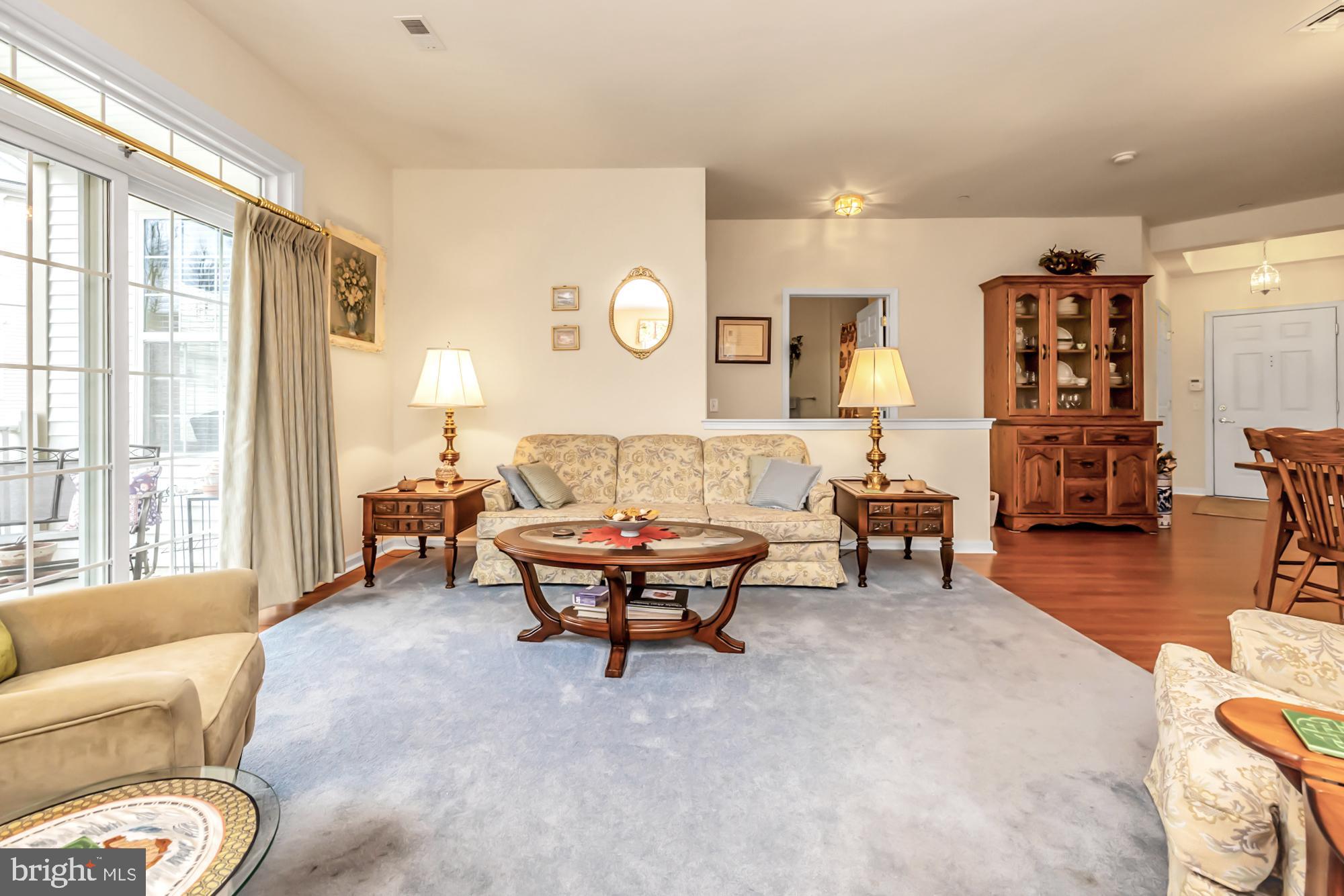 FOX FIELDS - Residential