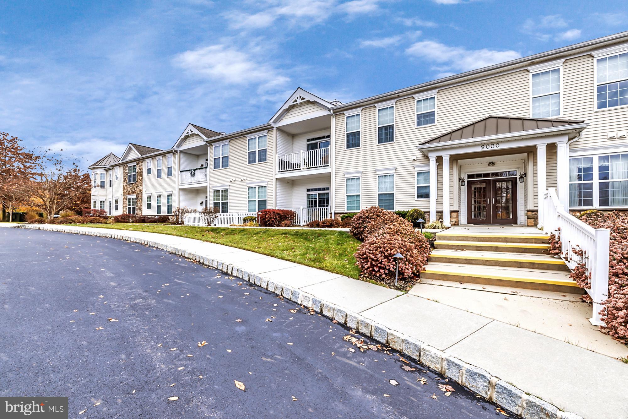 FOX FIELDS - Residential