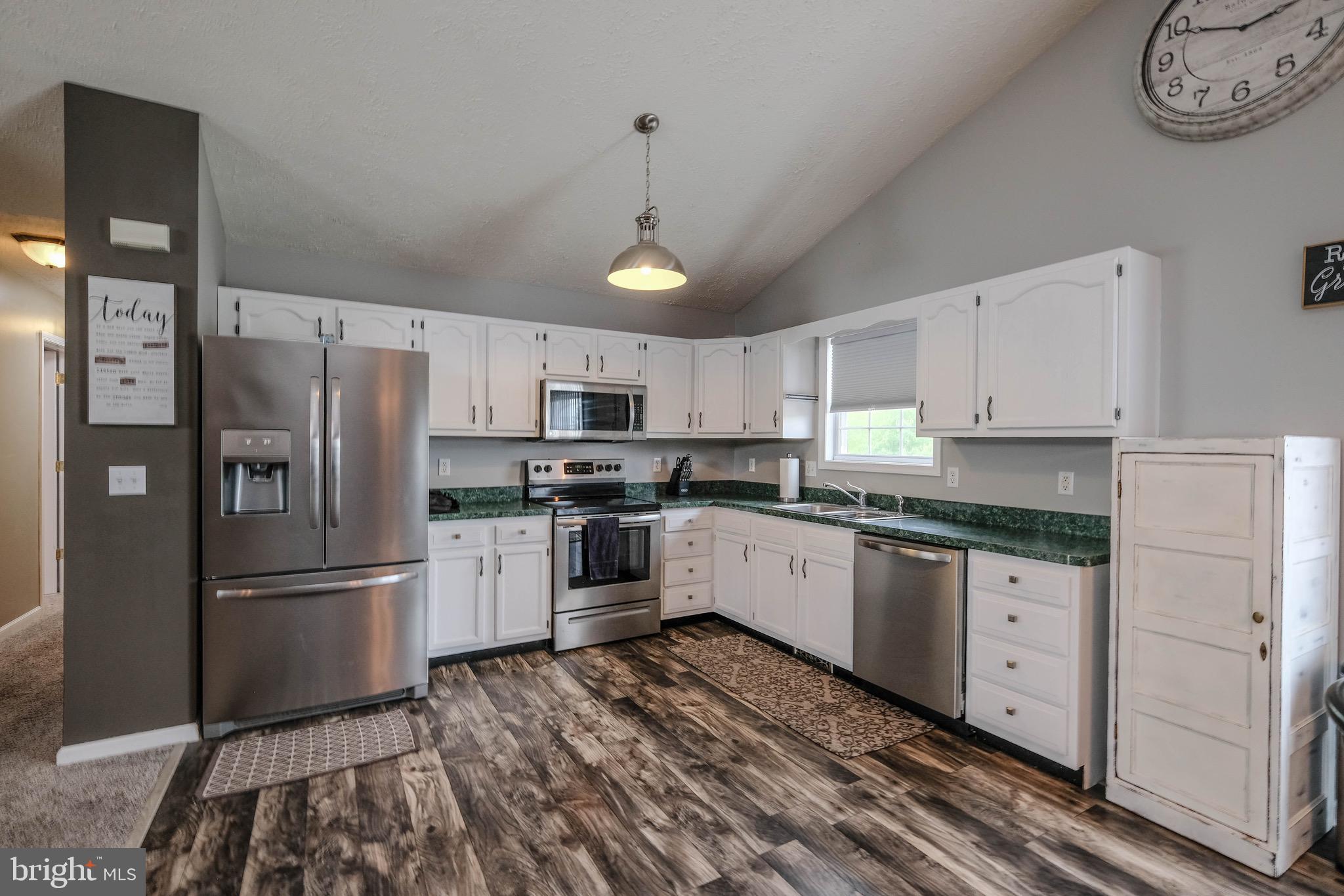 ELIZABETH STATION - Residential