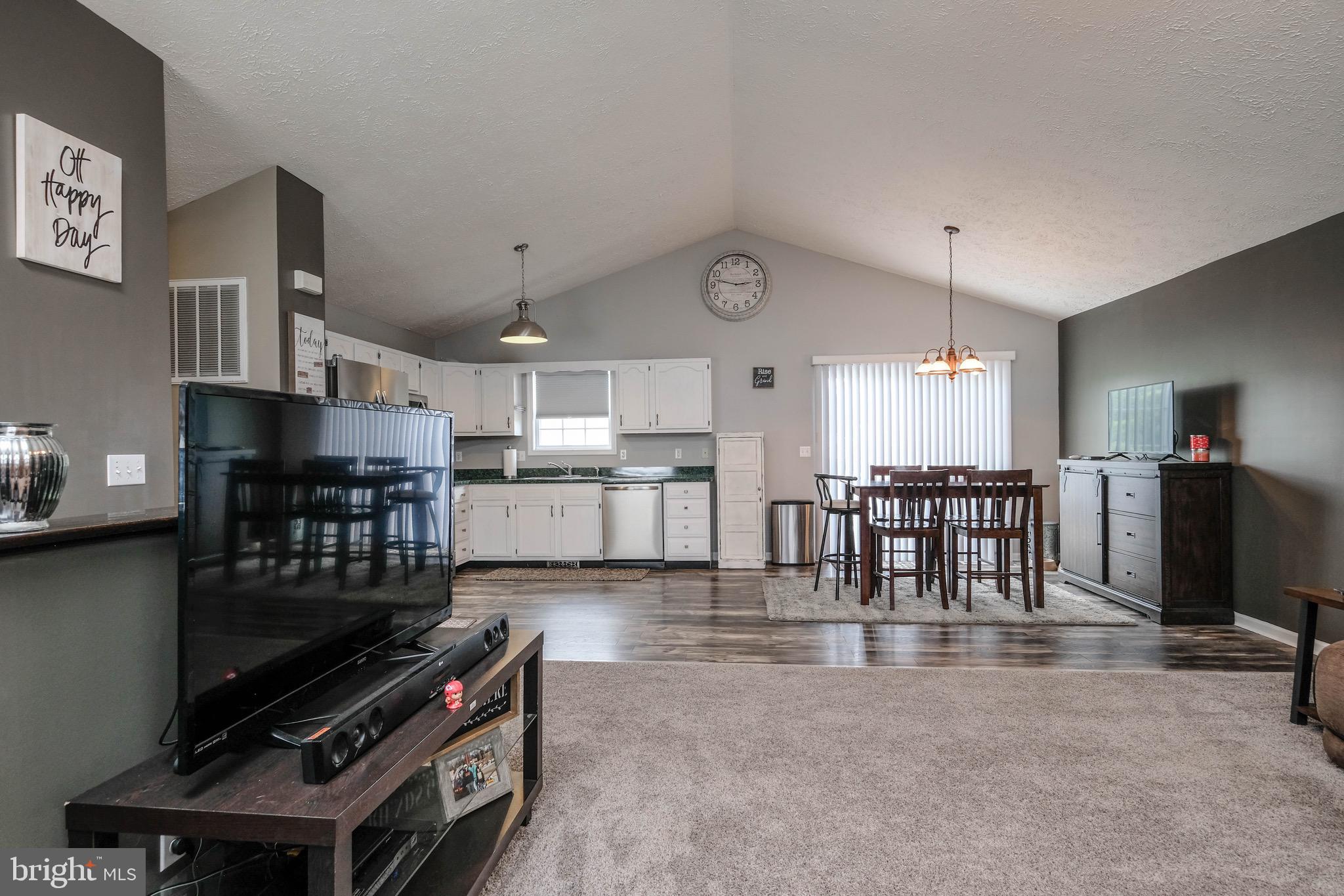 ELIZABETH STATION - Residential