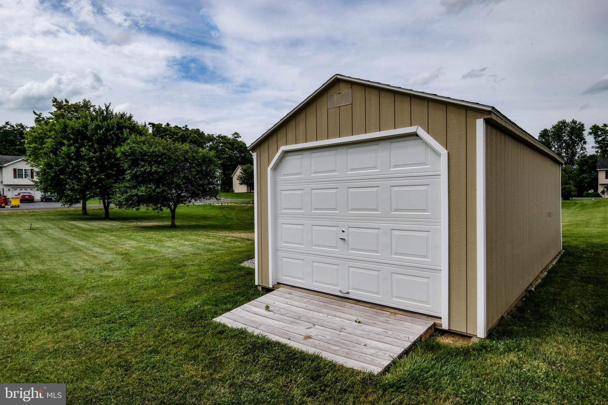 ELIZABETH STATION - Residential