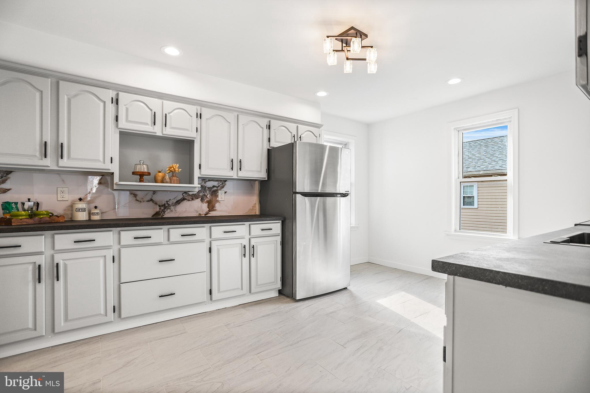 TWIN OAKS - Residential